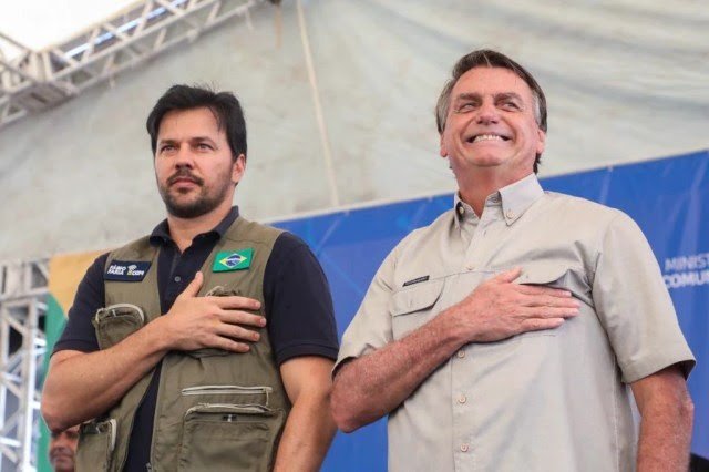 Foi durante gestão de Faria no governo Bolsonaro que Musk estreitou laços com o governo federal. 